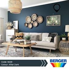 For Everyone It S Such A Pleasure To See His Her Guests Impressed By Their House Interior In 2020 Accent Walls In Living Room Beige Living Rooms Blue Walls Living Room