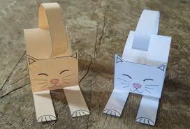 Comment Faire Un Chat En Papier Facile Une Idee Simple En 2020 Activite Manuelle Papier Coeur En Papier Activite Manuelle A Faire