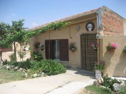 Maybe you would like to learn more about one of these? Albergue Torre De Sabre In El Cubo Del Vino