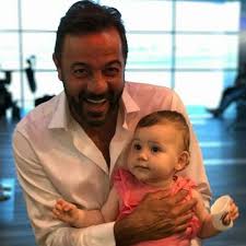 Post Kerem Alisik Na Instagramie Cze 29 2017 O 6 29 Utc Beautiful Men Faces Baby Face Turkish Actors