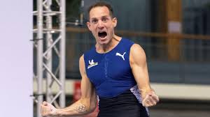 Lavillenie, 25 ans, a battu le record olympique (5,96 m) et égalé sa meilleure performance de la le seul à avoir passé ses trois premières barres (5,65/5,75/5,85 m) au 1er essai, lavillenie a tremblé. Jo Tokyo 2021 J Ai Des Hauts Et Des Bas Explique Renaud Lavillenie Touche A Une Cheville