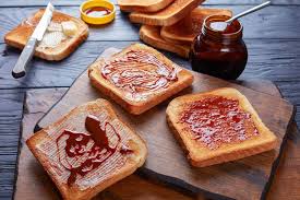 Rotinya lembut sebagaimana jenis japanese bread umumnya. Menu Sarapan Di 7 Negara Ada Roti Meses Belanda Dan Vegemite Australia Halaman All Kompas Com