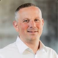 Robert Brining's Instagram, Twitter & Facebook