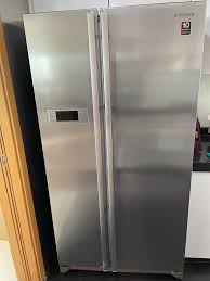 The gas is then compressed using a compressor to convert it into liquid again, and the cycle continues. Fridge Samsung Rsh5susl Digital Inverter Compressor Tv Home Appliances Kitchen Appliances Refrigerators Freezers On Carousell