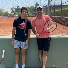 Este recuerdo sirve para ilustrar lo que fue el el propio jugador también se alimenta de ese empuje. Fotos Con 10 Anos De Diferencia Cristian Garin Y Un Recuerdo Junto A Fernando Gonzalez Alairelibre Cl