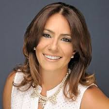 Deborah Henriquez's Instagram, Twitter & Facebook