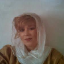 Anne Barr (@annebarr18)