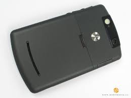 Motorola Q 9h review: Moto messenger ...