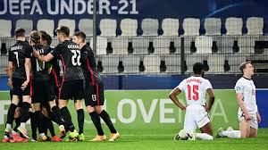3 spots in iem summer '21 призовой фонд. Last Minute Traumtor Rudelbildung Platzverweis Tumulte Nach U21 Em Spiel Zwischen Kroatien Und England Goal Com