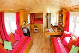 Du coup, ça ne devrait pas être considéré comme une habitation démontable, mais comme un véhicule. Les Roulottes Legislation Mobil Home