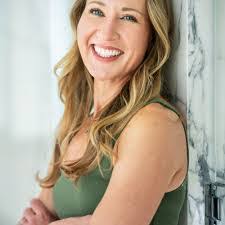 Vicky Mckeown's Instagram, Twitter & Facebook