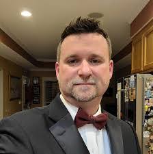 Jade Harless's Instagram, Twitter & Facebook