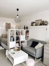 Deco appartement t lgant besten home bilder auf pinterest with deco appartement t2. Mes Conseils Pour Decorer Un Petit Appartement Le So Girly Blog Deco Petit Appartement Deco Appartement Decoration Petit Appartement