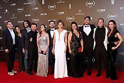 There are no dvd releases for this show. Club De Cuervos Wikipedia