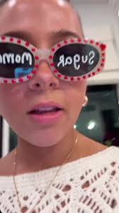 ticklem3elmo101 (@ticklem3elmo101)