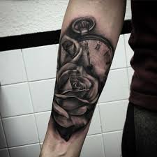 Está muy bien logrado, con colores armoniosos. Tatuajes Brazo Unos Disenos Interesantes De Flora Y Fauna