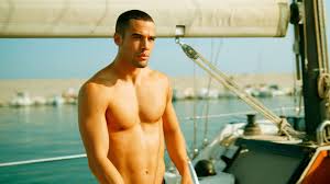 Grinta e forza fisica per lorenzo amoruso, che anche quando ha . Toy Boy Trama Cast E Tutte Le Curiosita Isa E Chia