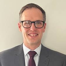 Daniel Cairns's Instagram, Twitter & Facebook