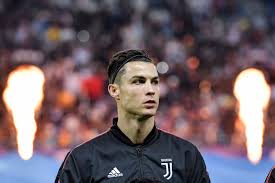 Cristiano ronaldo helped juventus to win the 8th serie a in a row. Cristiano Ronaldos Ungewohnliche Schlaf Methode Nie Mehr Mude Sein Gq Germany