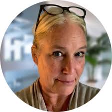 Deborah Finn - Licensed Clinical Social Worker | Headway