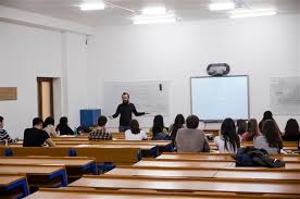 (2) școala de științe sociale (school of social sciences) va reprezenta facultatea de drept, facultatea de sociologie și asistență socială, facultatea de psihologie și științe ale educației, facultatea de științe economice și gestiunea afacerilor, facultatea de studii europene, facultatea de business. Facultatea De Sociologie Si Asistenta Sociala Admitere