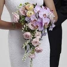 Tada siap tangan jantan aku gubah. Bunga Tangan Pengantin Orkid Serba Pengantin