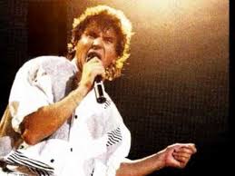 Listen to le chanteur by daniel balavoine, 226,526 shazams, featuring on '70s french pop essentials apple music playlist. Daniel Balavoine Le Chanteur Live 1984 French Rock Youtube