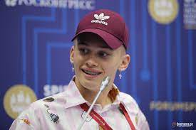 Jun 07, 2021 · общественный деятель возмущена тем, что крупные банки выбирают в качестве своих представителей кумиров молодежи, но не тех, кто отличился реальными героическими поступками. Tiktoker Danya Milohin Polozhil Uchastnikov Pmef Na Pol Obshestvo Novosti Sankt Peterburga Fontanka Ru