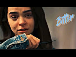 Alex y lucia “Bitter (Spanish)”