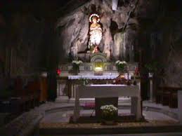 | montepellegrino, 90142, palermo, sicília, itália. Il Santuario E La Grotta Sul Monte Pellegrino A Palermo