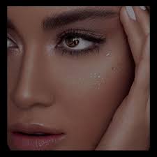 Sally Wray Brows SPMU Specialist