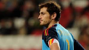 Იკერ კასილასი 2010/11 წლების სეზონში. El Xi Historico De Espana Para Iker Casillas 90min