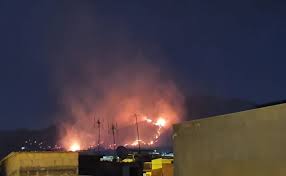 Al momento l'inchiesta sulle cause del rogo, coordinata dal pm christine von borries e nella quale è ipotizzato il reato di. Notte Di Incendi Nel Palermitano In Fiamme Altavilla Milicia E La Zona Di Bellolampo Video Blogsicilia Ultime Notizie Dalla Sicilia
