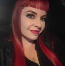 👉🏻INGREDIENTES para una budinera mediana: -1 banana. -100g de semillas de  sésamo. -200g de frutillas. -120g de yogurt natural. -1C de miel para  endulzar. -5g de gelatina sin sabor. -60g de chocolate. -