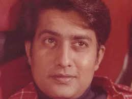 Veteran Marathi actor and Gashmeer Mahajani's father Ravindra Mahajani  passes away near Pune; cause of death yet to be determined