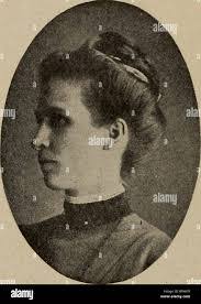 Ora Glenn's Instagram, Twitter & Facebook