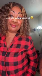 Old Lady Dancimg to Glorilla Hollon