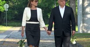 Báró lengyelfalvi orbán balázs (lengyelfalva, 1829. Index Belfold Orban Viktor Es Felesege Viragot Vitt Nagy Imre Sirjara