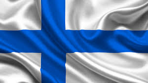 Finnlands flagge zeigt ein blaues skandinavisches kreuz auf weißem untergrund. Fotos Finnland Kreuz Flagge