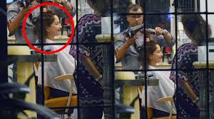 Madhuri Dixit Spotted At Kromakay Salon Juhu Youtube Hair & makeup salon, spa & academy 📍kromakay juhu: madhuri dixit spotted at kromakay salon juhu