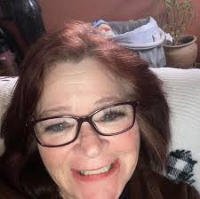 The South Shore Pharmacy family is sadden by the passing of George Auld.  George and his wife, Neila, were the founders of South Shore Pharmacy.  Without their vision and decades of hard