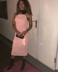 I grande giocatore non solo è sulla bocca di tutti per il gol messo a segno nella vittoria in coppa america contro l'argentina, ma anche per un curioso aneddoto che ha rivelato lo scorso martedì la moglie diana. Diana Montano Es El Complemento Perfecto De Duvan Zapata