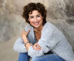 She is an actress, known for varell & decker (1998), nich' mit leo (1995) and kahden keikka (1981). Mittlere Reife Aus Meinem Leben Musiklesung Mit Isabell Varell Im Pip Buckeburg Lokal Buckeburg Lokal