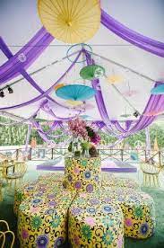 Lava lamps, peace signs, tie dye and flower power were the keys to this decade. Pin On Flower Power Party