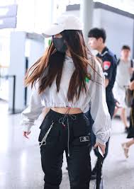 She gave birth to their son on 17 january 2017 at the hong kong adventist hospital. Angelababy S Fashion Look At Shanghai Airport On August 4 2019 Codipop