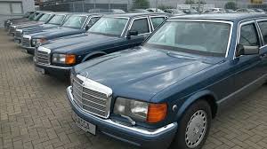Epingle Par Ali Awan Sur Only Benz Voitures Bleues Mercedes Benz Voiture