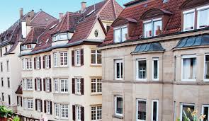 Auch wenn die hohe kaufsumme zunächst abschreckend wirkt, lohnt sich der wohnungskauf meist langfristig als kapitalanlage. Immobilienmakler Haus Verkaufen Immobilienbewertung Haus Zu Verkaufen Hausverkauf Immobilien Verkaufen Wertermittlung Haus Immobilienbewertung Kostenlos Immobiliengutachter Verkehrswert Immobilie Verkehrswertgutachten Immobilienwert Ermitteln