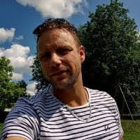 Mark Bos's Instagram, Twitter & Facebook