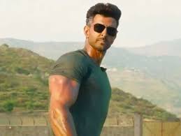 Even when non shirtless, as in most of these pics, he's so beautiful, just want to keep looking at. 15 Years Of 26 7 Mumbai Floods When Hrithik Roshan Rescued A Young Girl From Drowning Outside Abhishek Bachchan S House Prateeksha