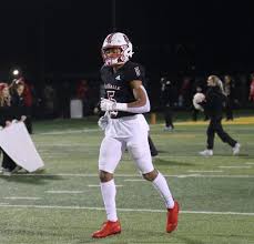 Smith was joined by teammate mac jones, the alabama's quarterback. Devonta Smith Hudl